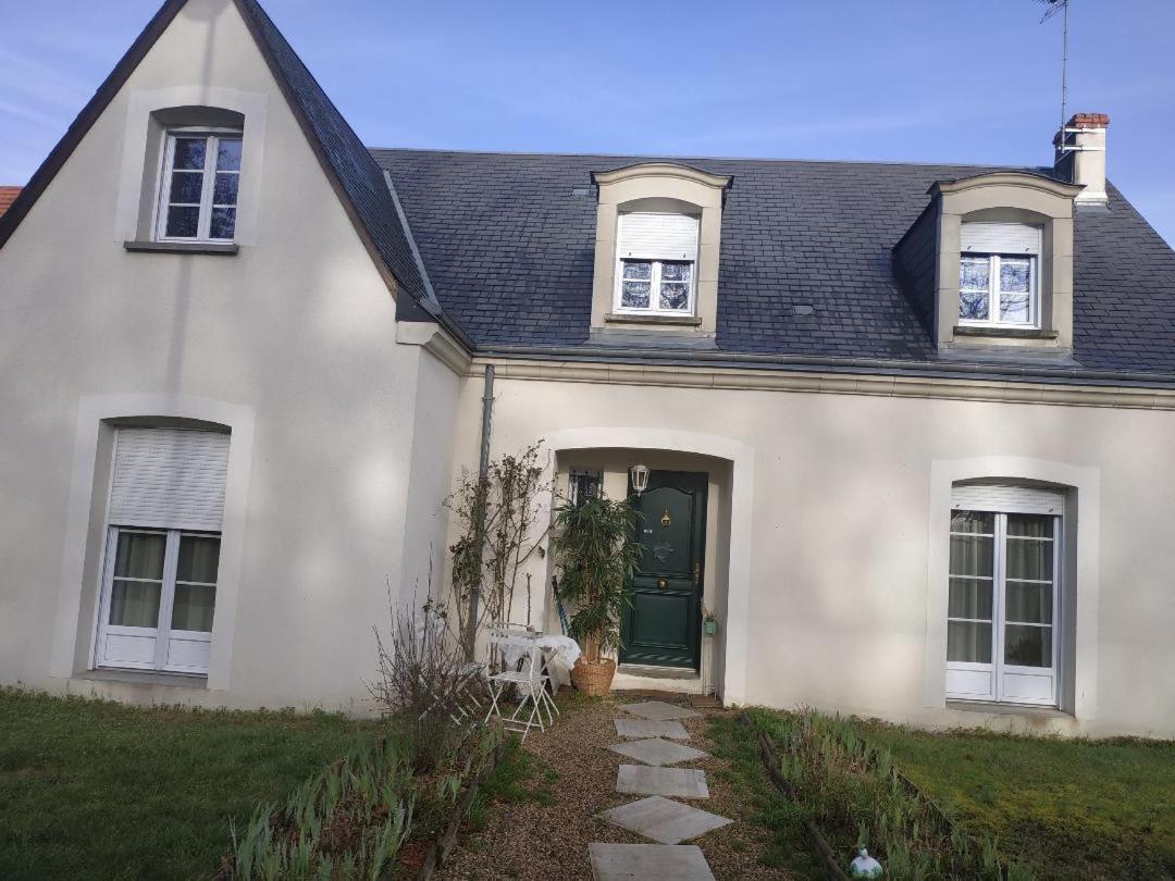 Chez Marlyse Bed & Breakfast Blois Exterior photo
